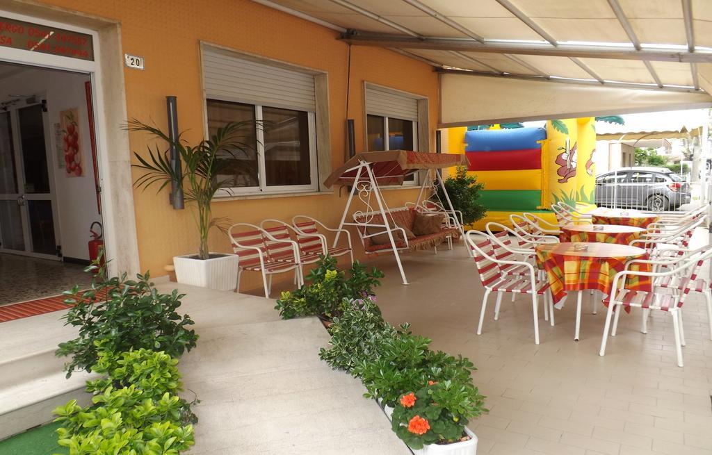 Hotel La Vela Bellaria-Igea Marina Ngoại thất bức ảnh