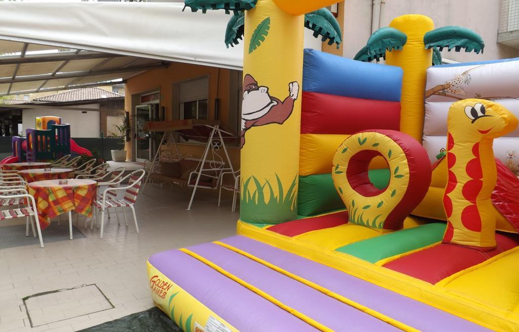 Hotel La Vela Bellaria-Igea Marina Ngoại thất bức ảnh